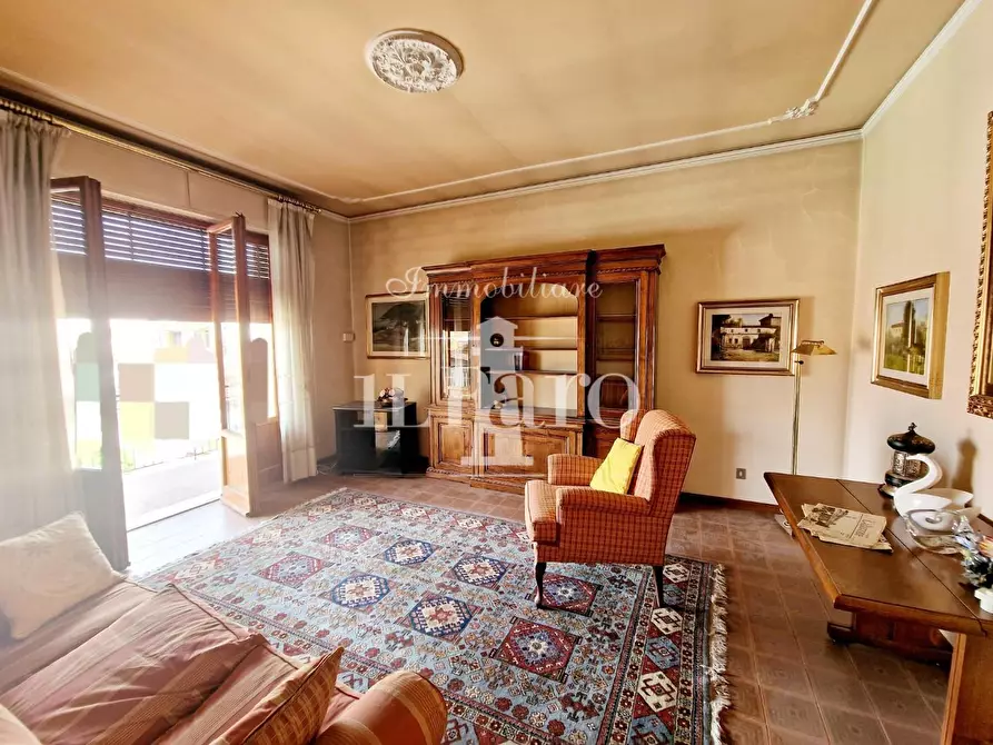 Immagine 11 di Appartamento in vendita  a Sesto Fiorentino