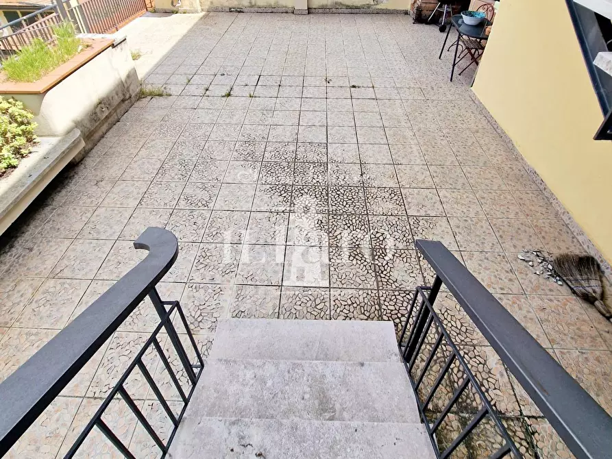 Immagine 7 di Appartamento in vendita  a Sesto Fiorentino