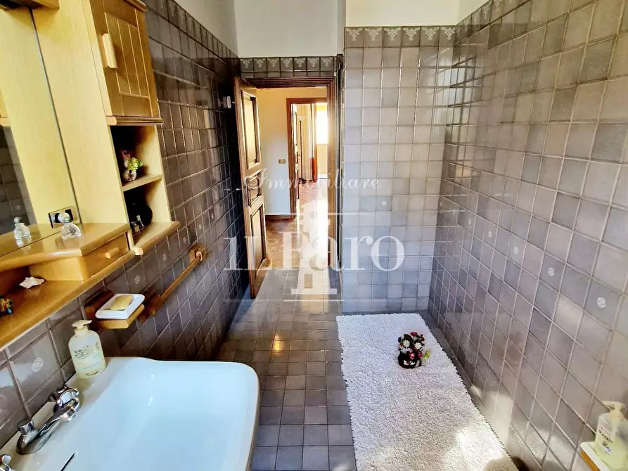 Immagine 36 di Terratetto in vendita  a Signa