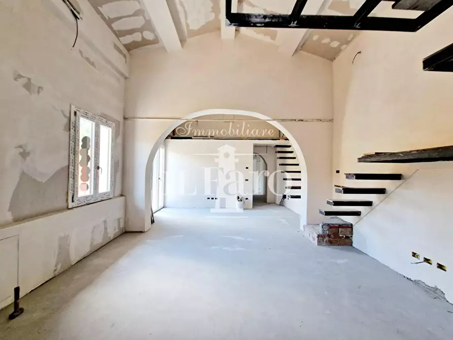 Immagine 3 di Appartamento in vendita  a Campi Bisenzio