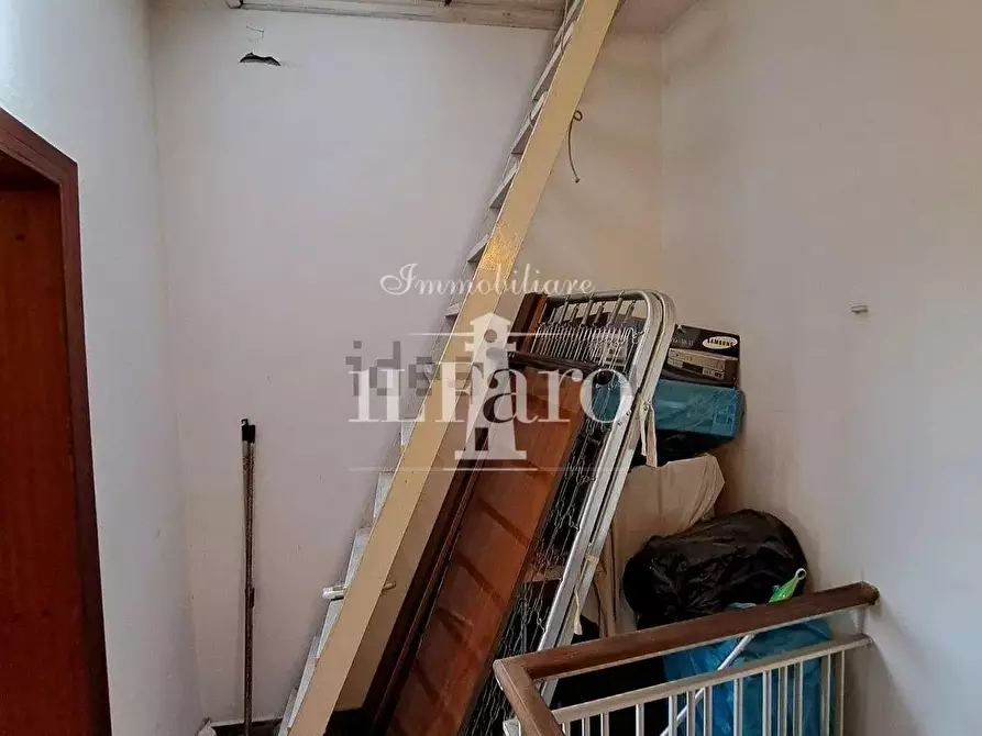 Immagine 27 di Terratetto in vendita  a Campi Bisenzio