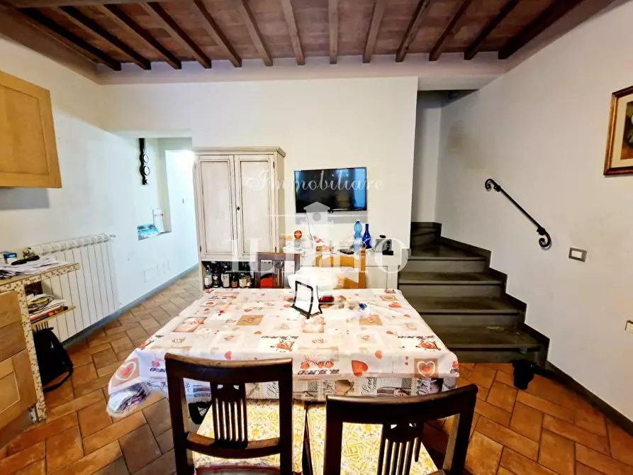 Immagine 10 di Terratetto in vendita  a Prato