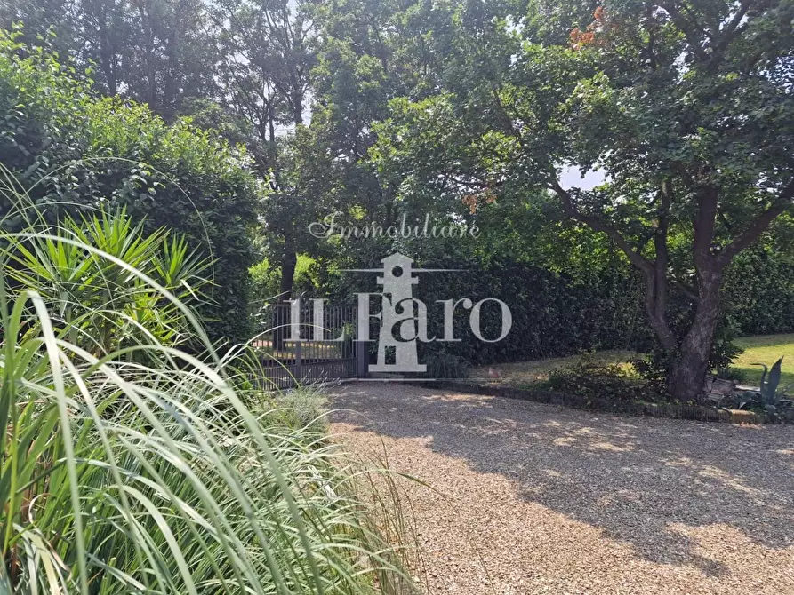 Immagine 7 di Porzione di casa in vendita  a Campi Bisenzio