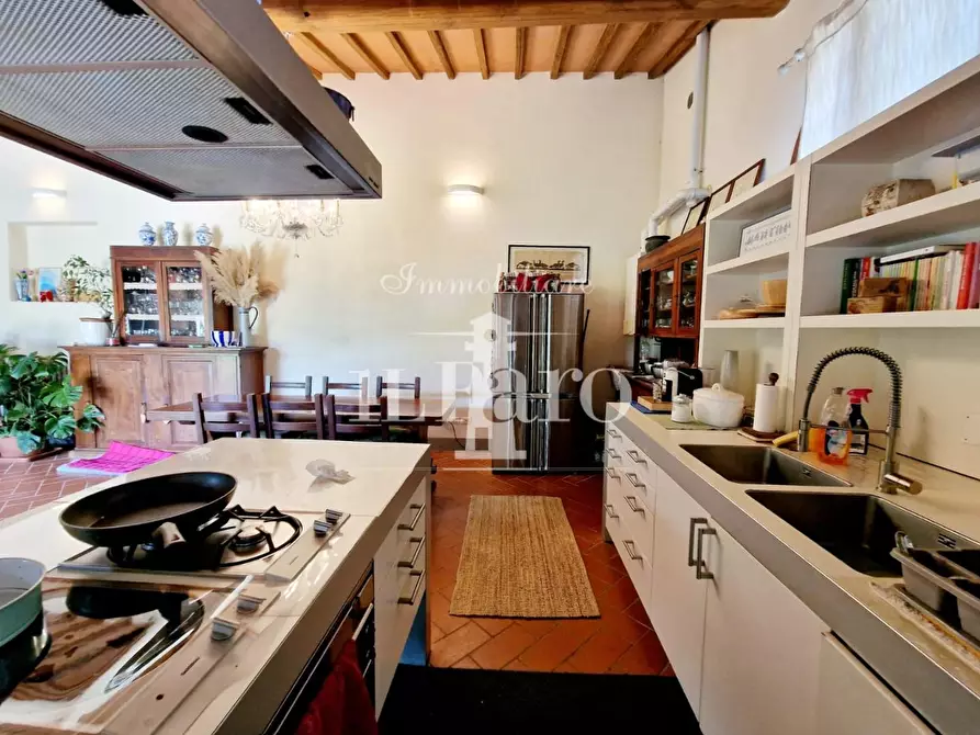 Immagine 32 di Porzione di casa in vendita  a Campi Bisenzio