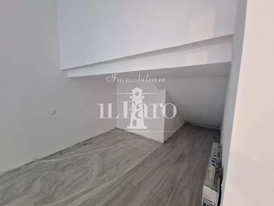 Immagine 10 di Appartamento in vendita  a Signa