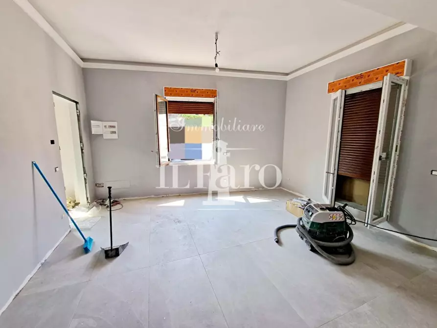 Immagine 3 di Appartamento in vendita  a Signa