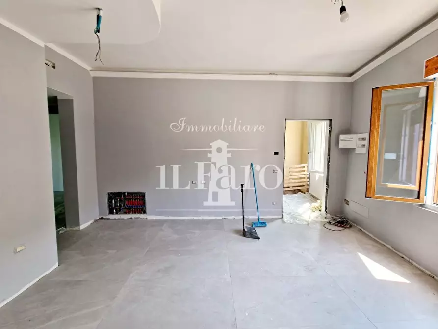 Immagine 4 di Appartamento in vendita  a Signa