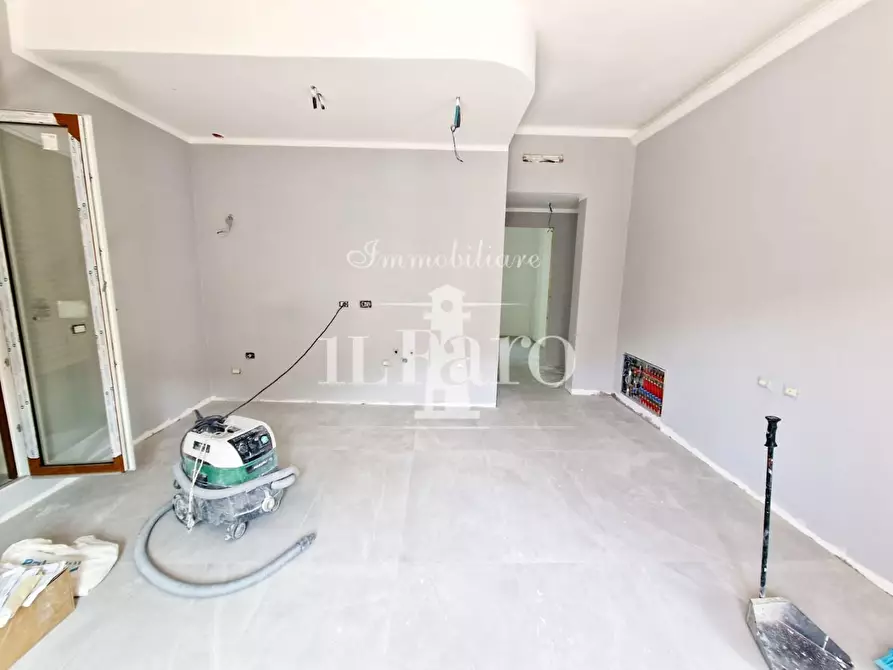 Immagine 5 di Appartamento in vendita  a Signa