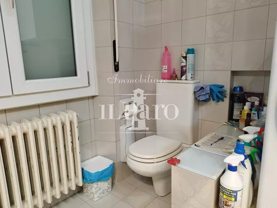 Immagine 24 di Villa in vendita  a Campi Bisenzio