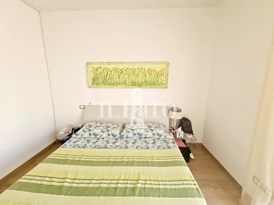 Immagine 27 di Villetta a schiera in vendita  a Campi Bisenzio