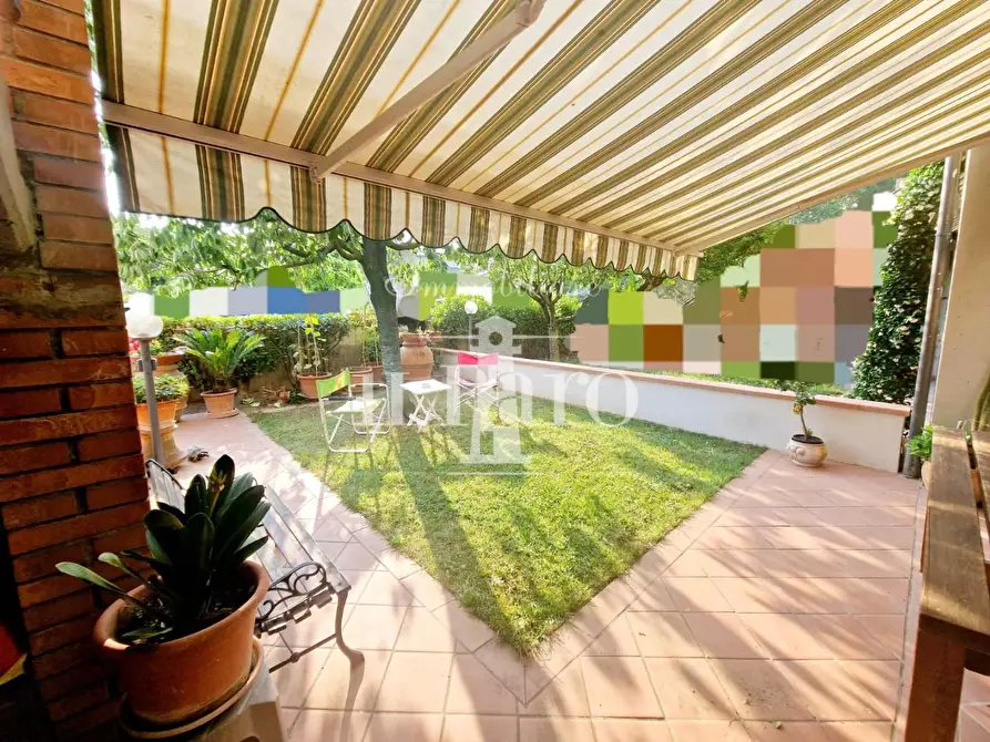 Immagine 1 di Villetta a schiera in vendita  a Campi Bisenzio