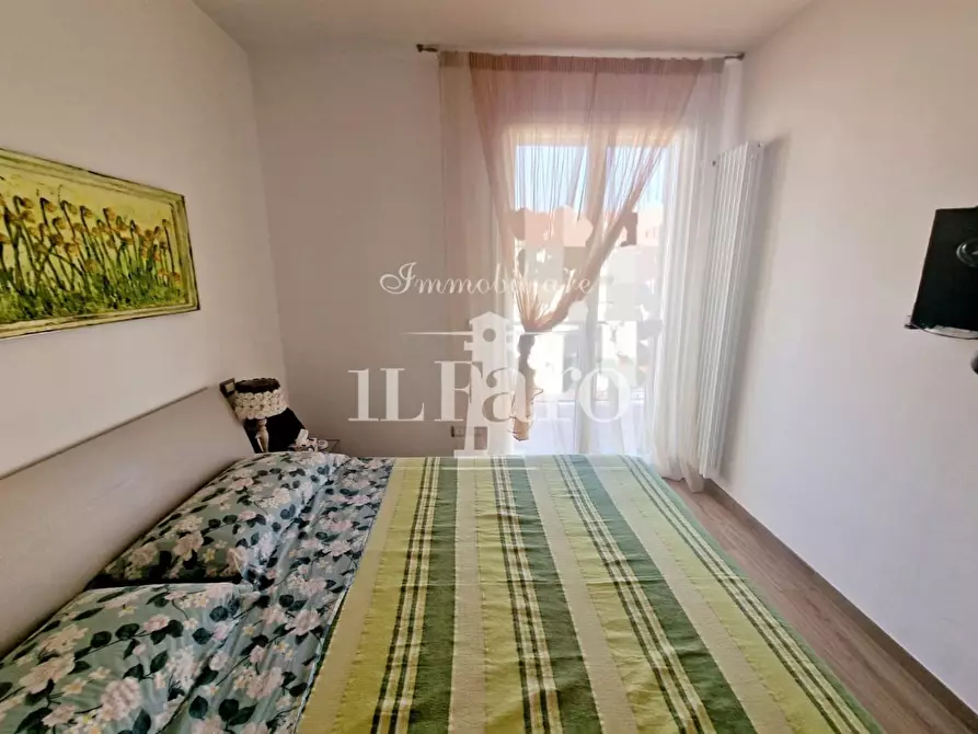 Immagine 25 di Villetta a schiera in vendita  a Campi Bisenzio