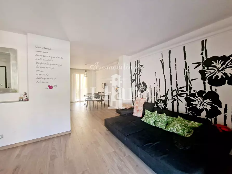 Immagine 15 di Villetta a schiera in vendita  a Campi Bisenzio