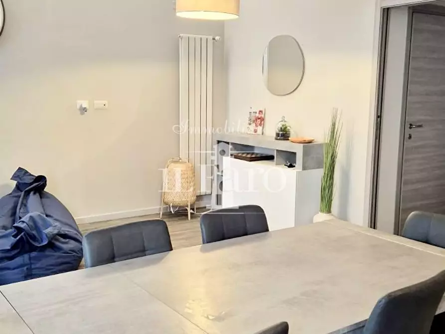 Immagine 4 di Appartamento in vendita  a Campi Bisenzio