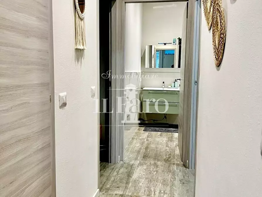 Immagine 8 di Appartamento in vendita  a Campi Bisenzio