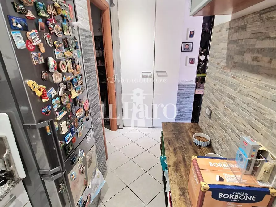 Immagine 5 di Appartamento in vendita  a Campi Bisenzio