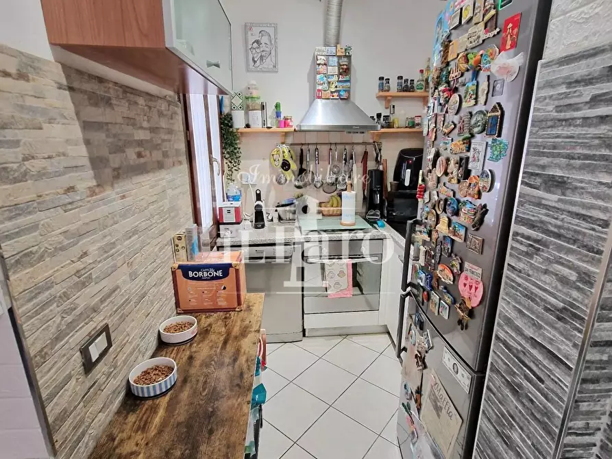 Immagine 6 di Appartamento in vendita  a Campi Bisenzio