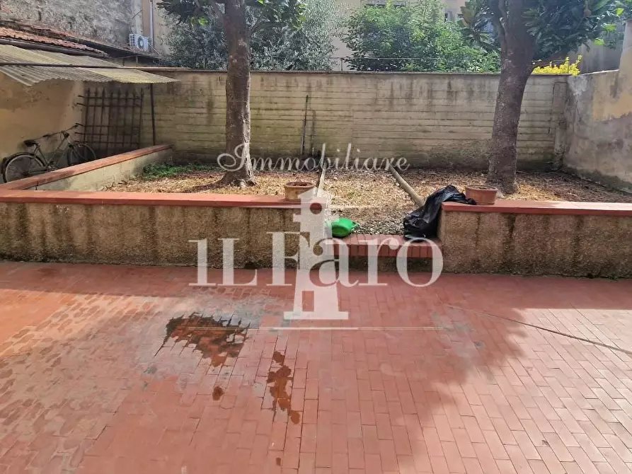 Immagine 31 di Terratetto in vendita  a Campi Bisenzio