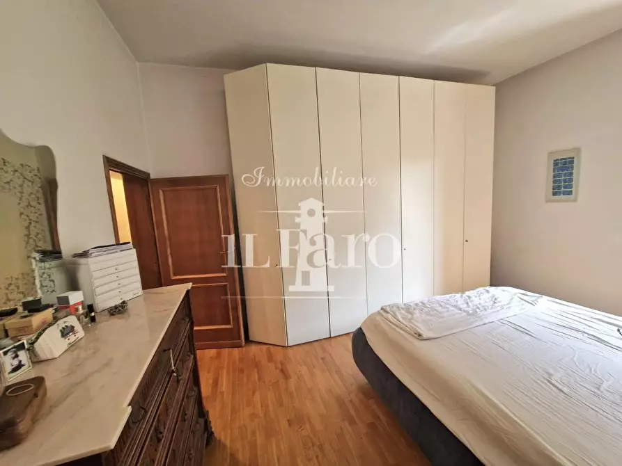 Immagine 16 di Terratetto in vendita  a Campi Bisenzio