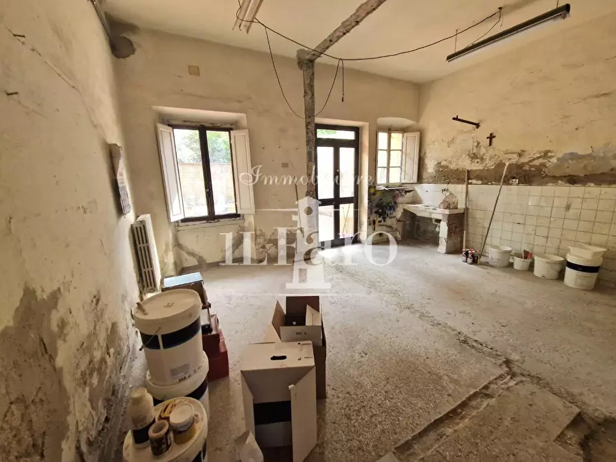 Immagine 30 di Terratetto in vendita  a Campi Bisenzio