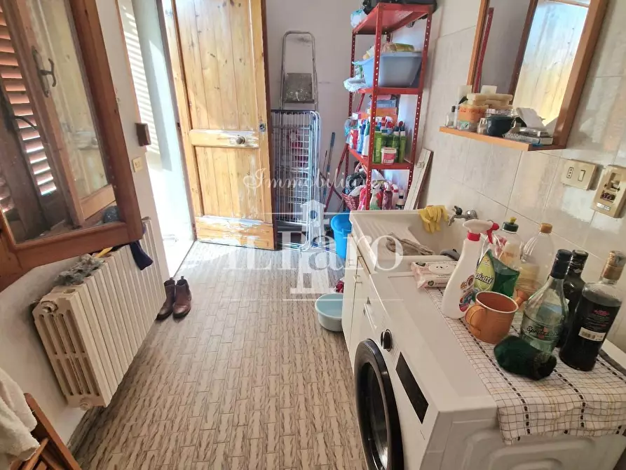 Immagine 26 di Terratetto in vendita  a Campi Bisenzio