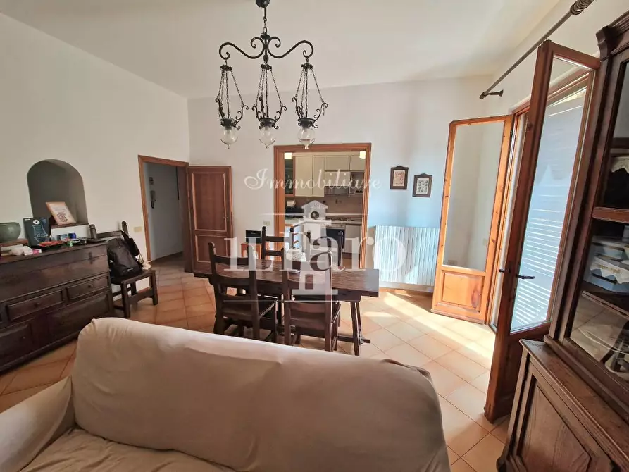 Immagine 2 di Terratetto in vendita  a Campi Bisenzio