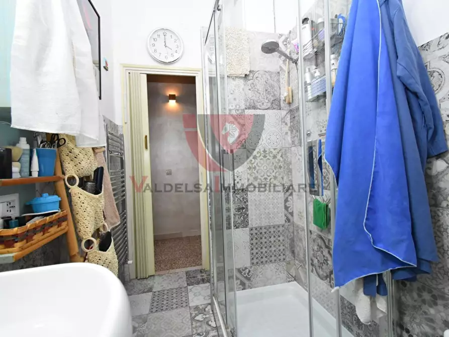 Immagine 23 di Appartamento in vendita  a Colle Di Val D'elsa