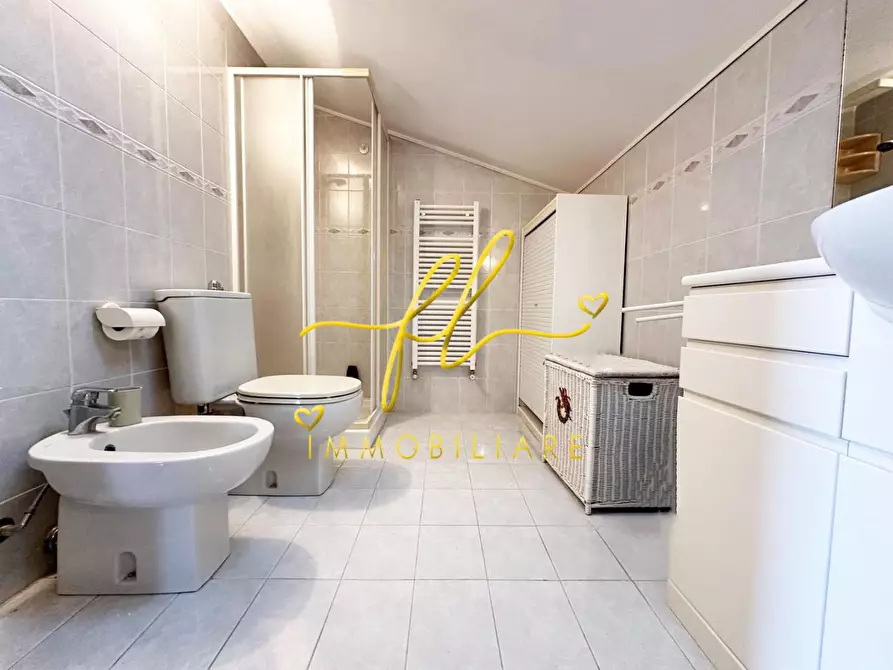 Immagine 22 di Appartamento in vendita  a Cecina