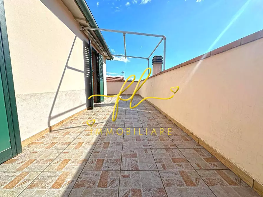 Immagine 19 di Appartamento in vendita  a Cecina