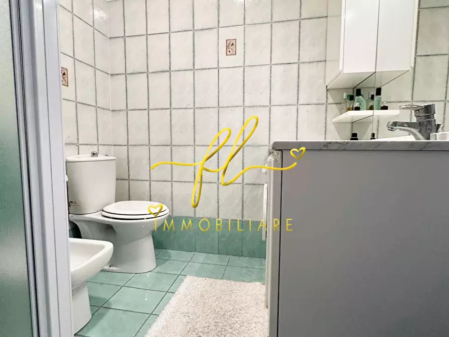 Immagine 10 di Appartamento in vendita  a Cecina