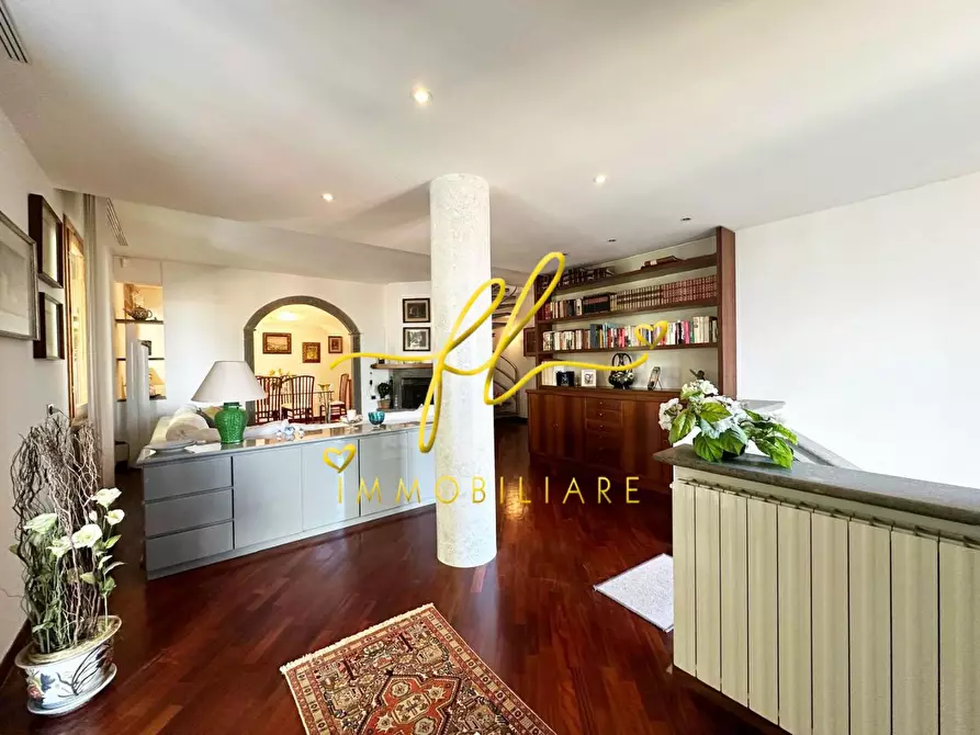 Immagine 5 di Appartamento in vendita  a Cecina