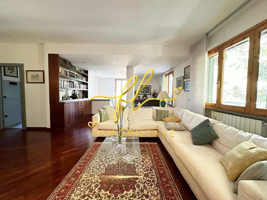 Immagine 3 di Appartamento in vendita  a Cecina