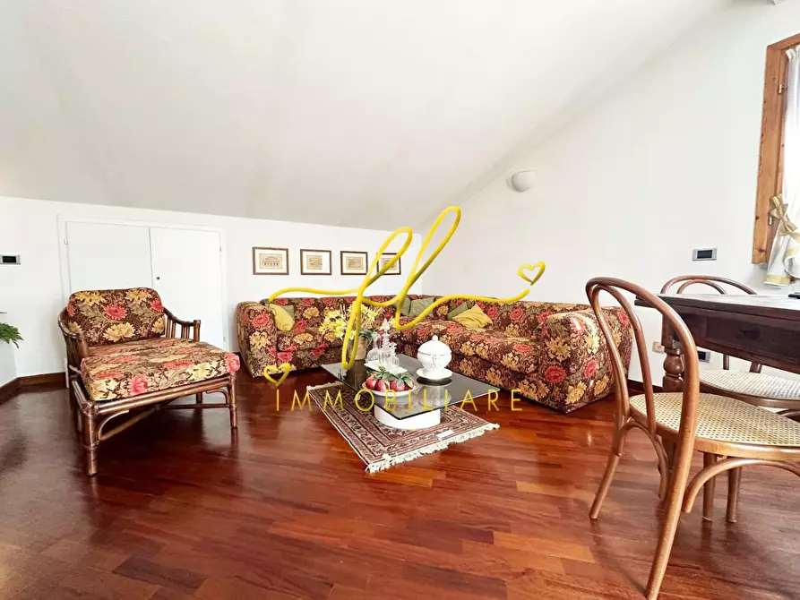 Immagine 16 di Appartamento in vendita  a Cecina