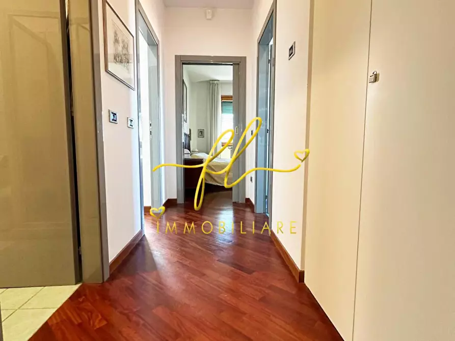 Immagine 13 di Appartamento in vendita  a Cecina