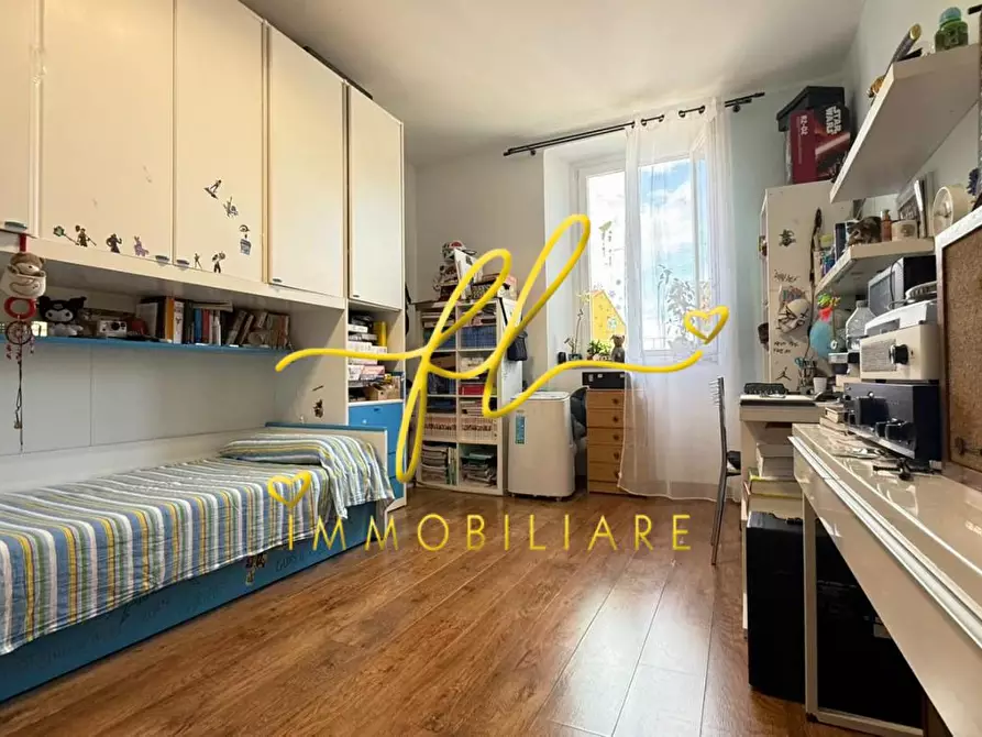 Immagine 10 di Appartamento in vendita  a Livorno