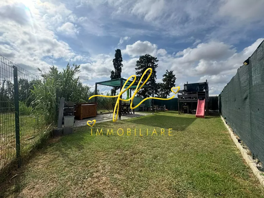 Immagine 24 di Appartamento in vendita  a Collesalvetti