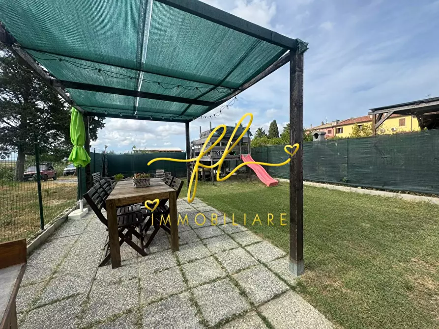 Immagine 27 di Appartamento in vendita  a Collesalvetti