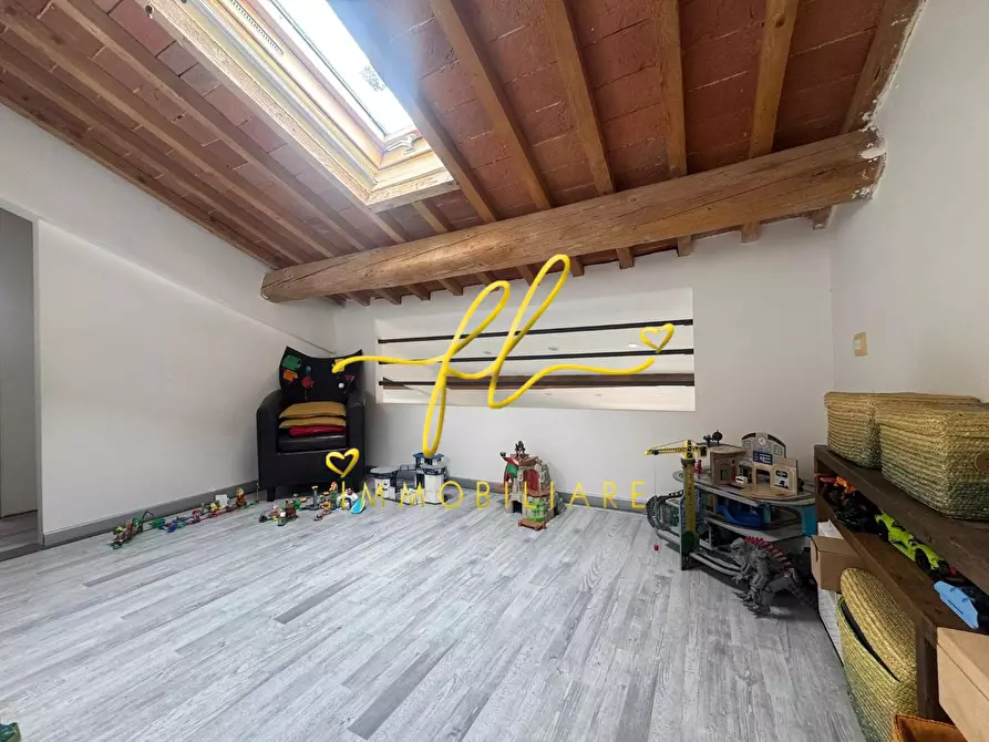 Immagine 20 di Appartamento in vendita  a Collesalvetti