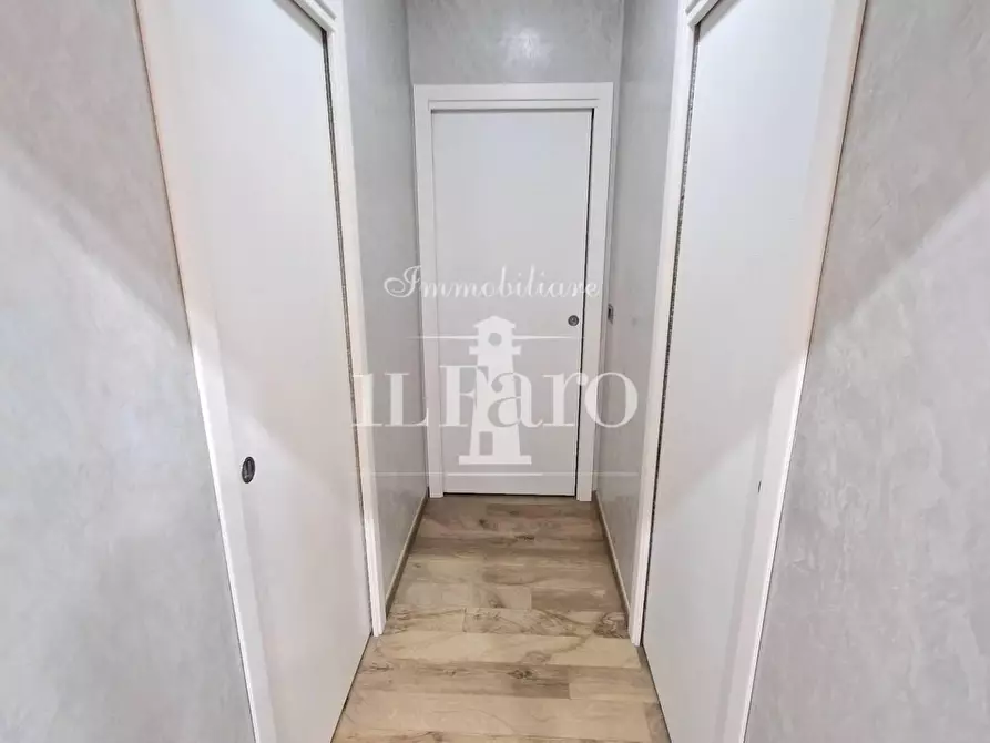 Immagine 5 di Appartamento in vendita  a Campi Bisenzio