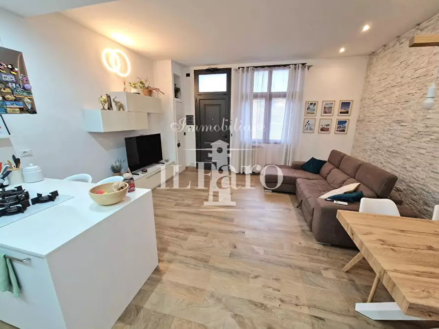 Immagine 4 di Appartamento in vendita  a Campi Bisenzio