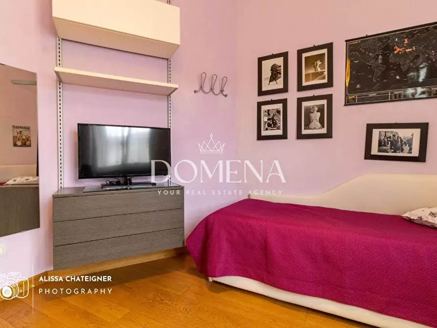 Immagine 23 di Appartamento in vendita  a Siena