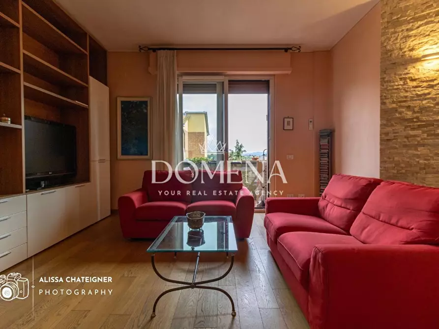 Immagine 4 di Appartamento in vendita  a Siena