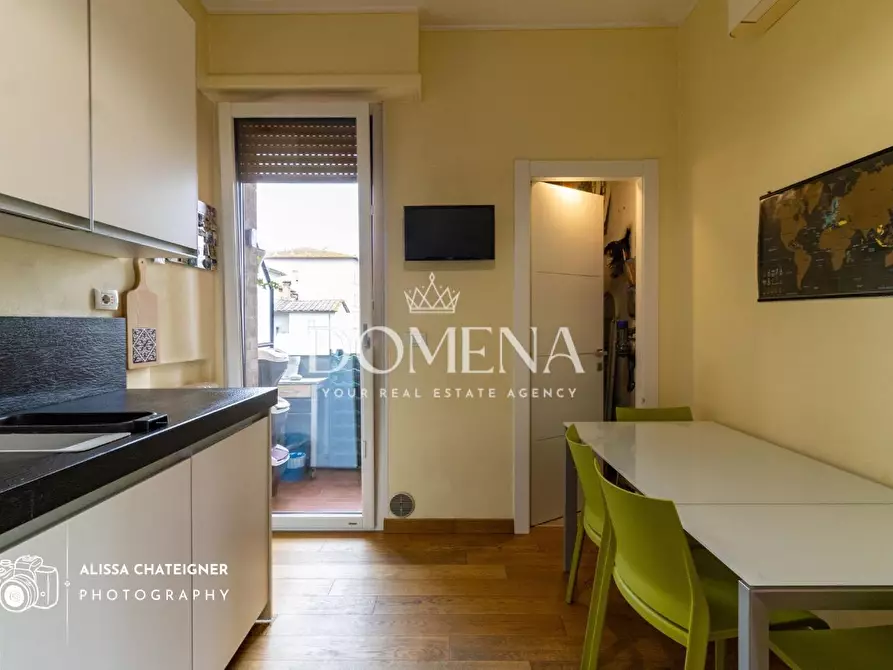 Immagine 11 di Appartamento in vendita  a Siena