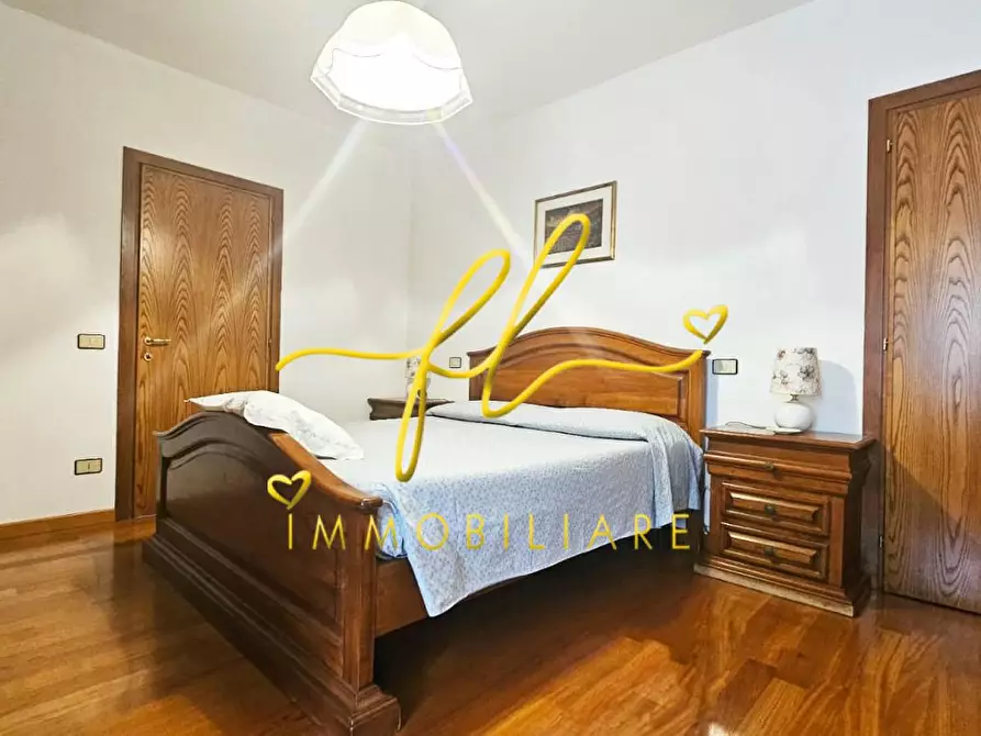 Immagine 8 di Casa bifamiliare in vendita  a Rosignano Marittimo