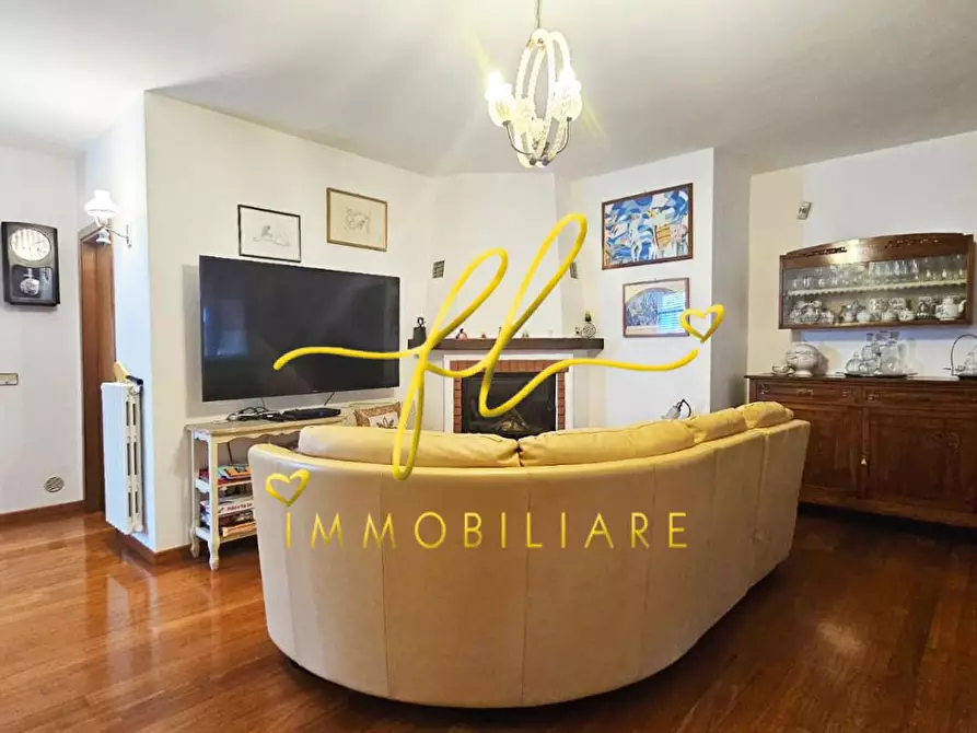 Immagine 4 di Casa bifamiliare in vendita  a Rosignano Marittimo