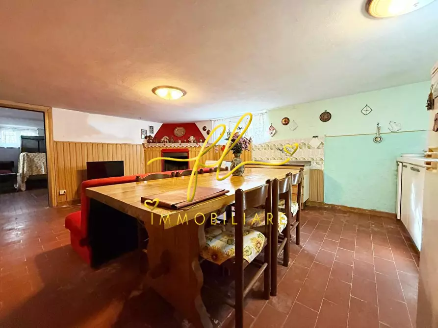 Immagine 25 di Appartamento in vendita  a Cecina