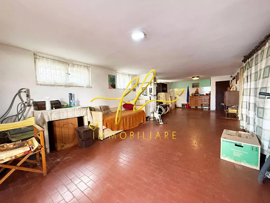 Immagine 27 di Appartamento in vendita  a Cecina