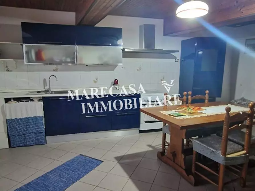 Immagine 5 di Terratetto in vendita  a Massa