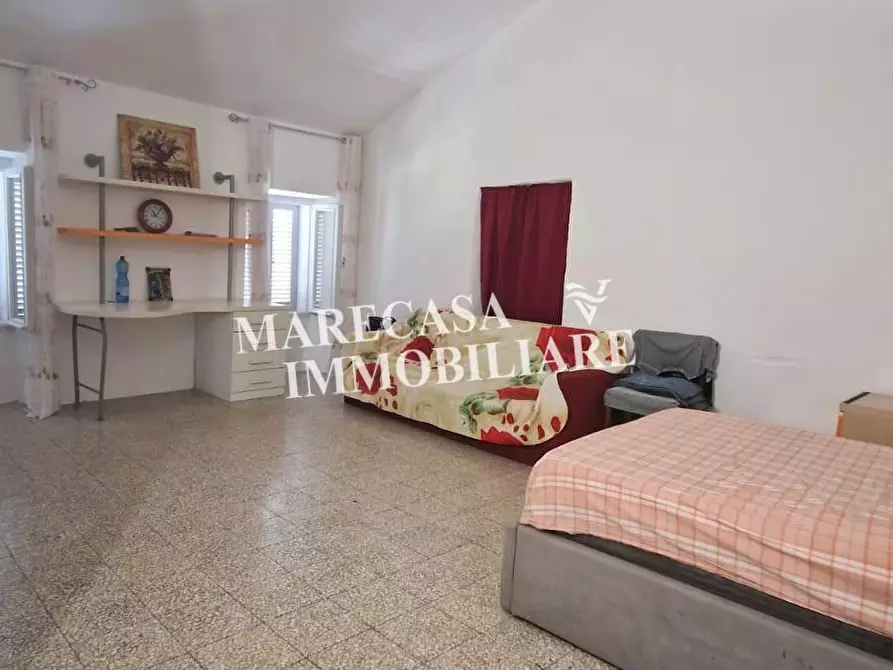 Immagine 11 di Terratetto in vendita  a Massa