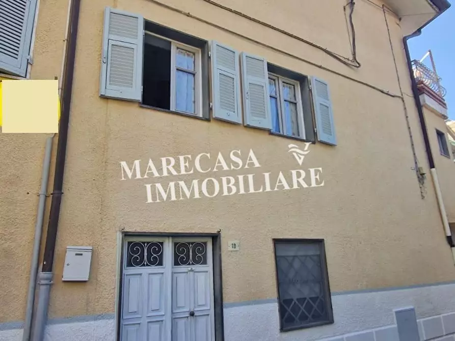 Immagine 1 di Terratetto in vendita  a Massa